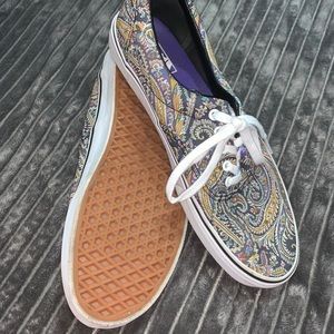 Men’s Van Shoes